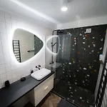 Designer Flat Heart Of The * בודפשט